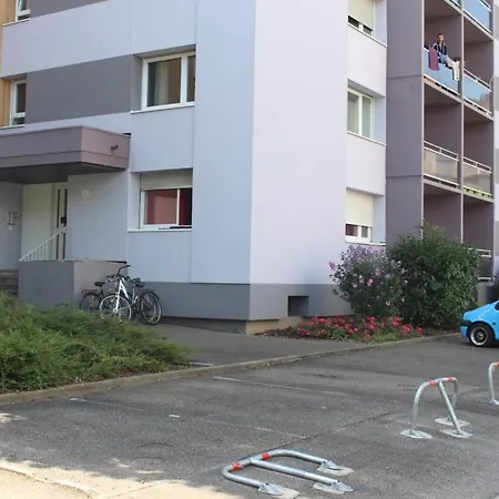 Apartment Lora Rm 860