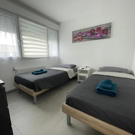 Lora Rm 860 Διαμέρισμα